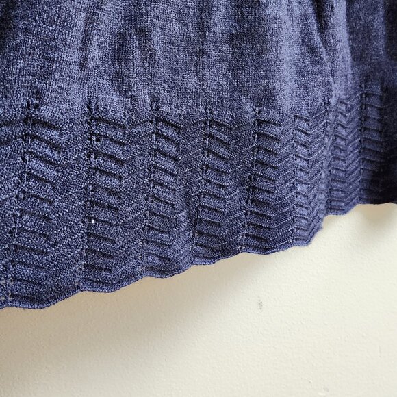 Daisy Fuentes Long Sleeve Navy Blue Scoop Neck Baby Doll Sweater Size Large - Picture 16 of 16